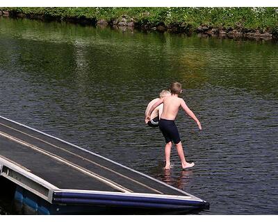 thumbnail Shaun Hunter Walks on Water