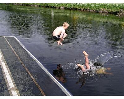 thumbnail Shaun Hunter Walks on Water